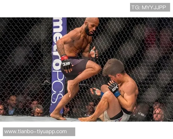 米奇约翰逊强调阵容深度的重要性每个人都需发挥作用以应对挑战